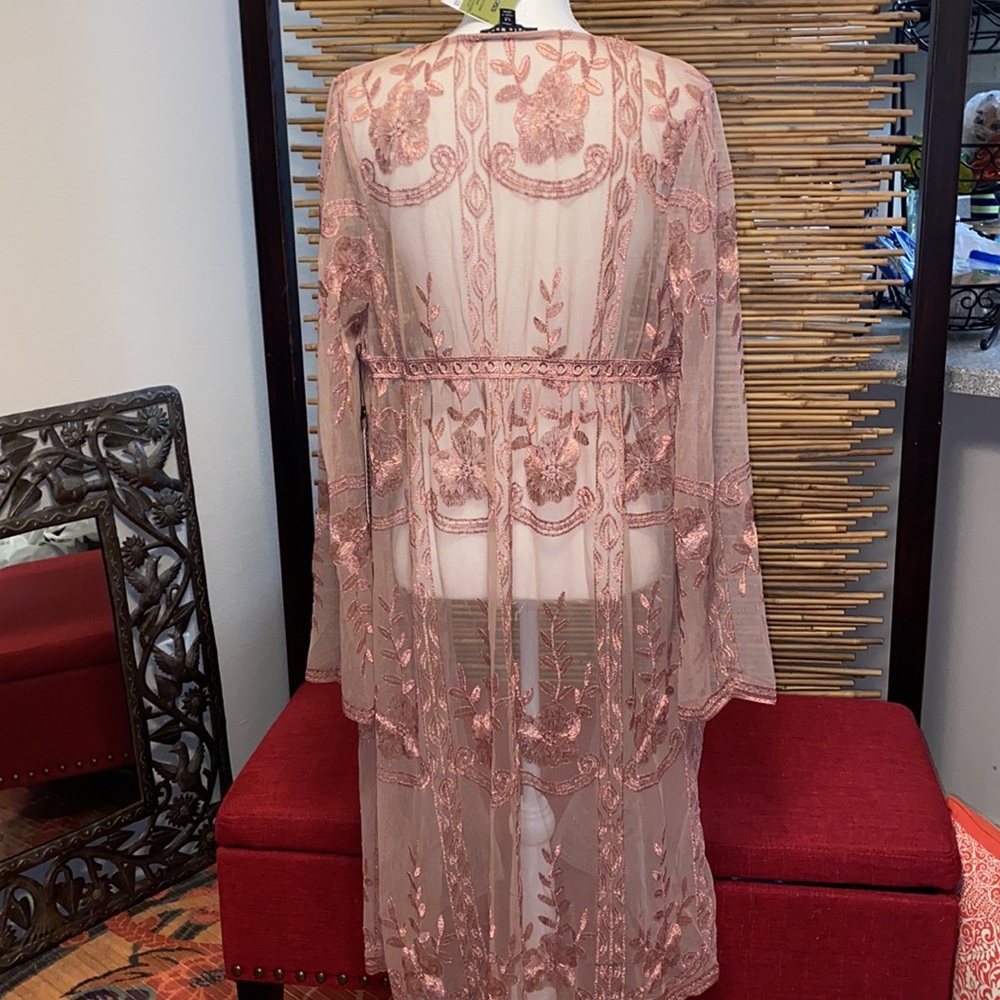 Cover-Up/Jacket/Robe - Picture 9 of 9